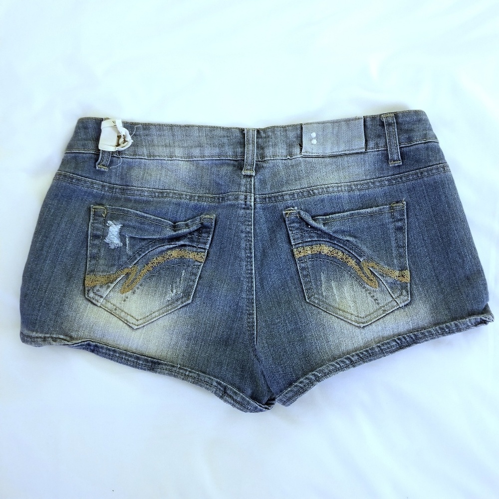 Vanilla Star Jean Shorts NWOT - Picture 4 of 7